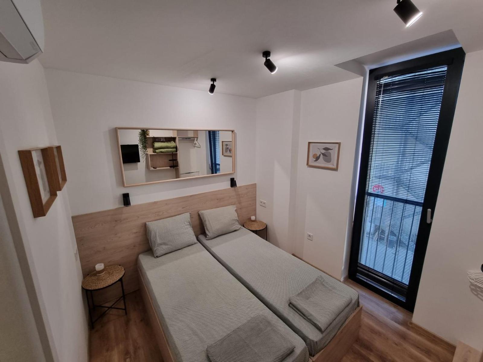 וארנה Apartment Polina - 2Bd Next To Sea Garden מראה חיצוני תמונה