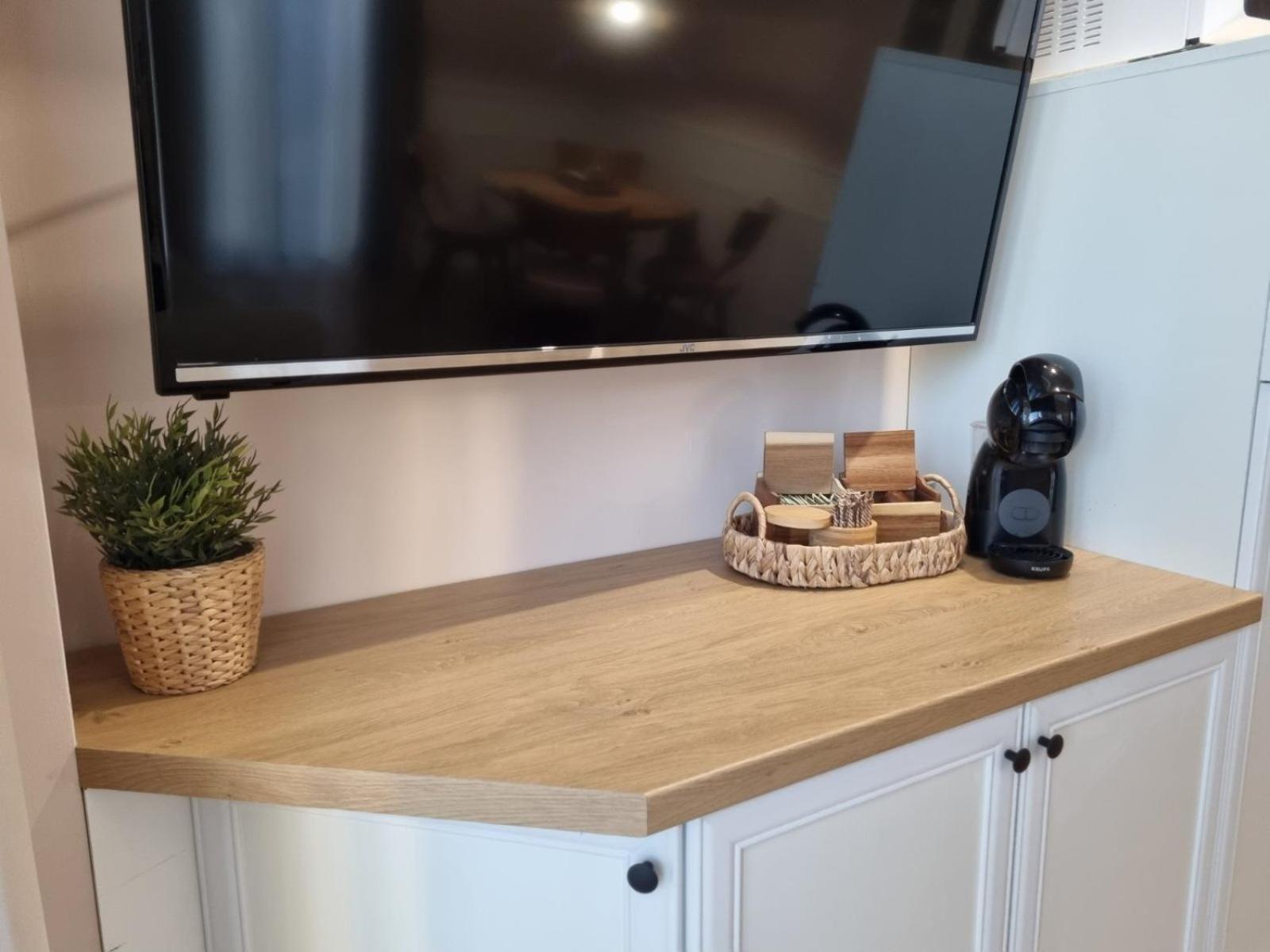 וארנה Apartment Polina - 2Bd Next To Sea Garden מראה חיצוני תמונה